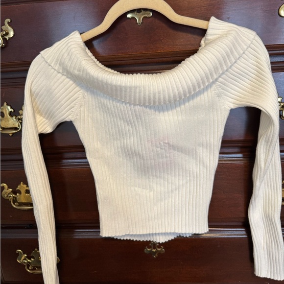 Edikted Off-Shoulder Ribbed White Sweater - Picture 4 of 5